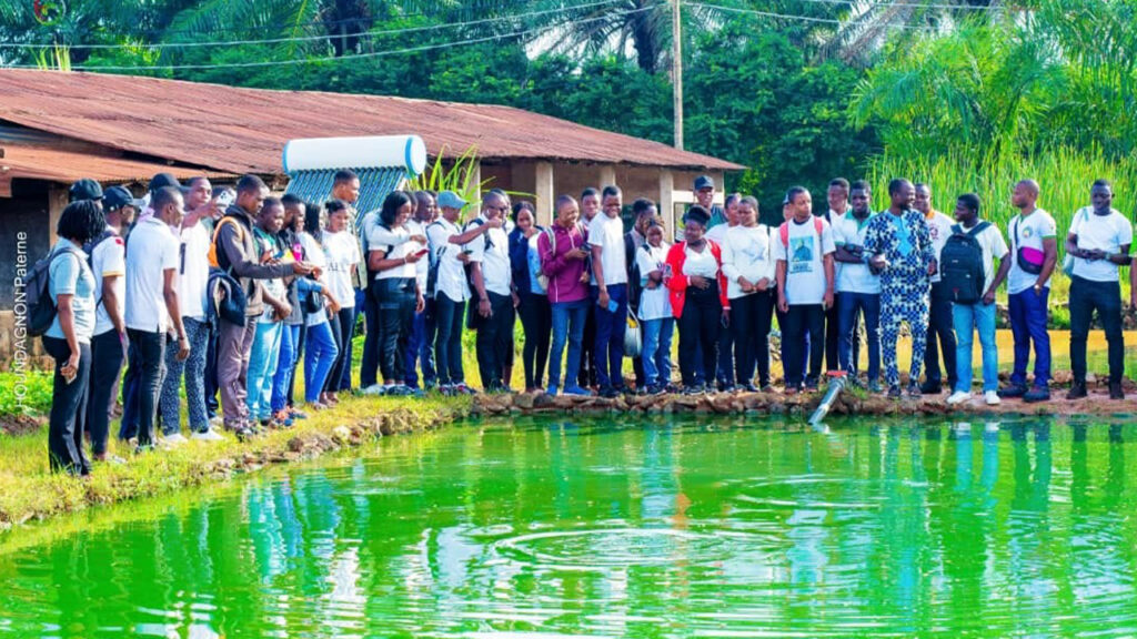 Atelier de formation des groupes de jeunes, femmes, leaders religieux et agriculteurs sur l’adaptation climatique au Bénin